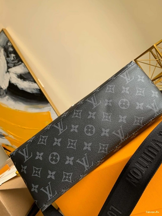 MESSENGER BAG LOUIS VUITTON 0426